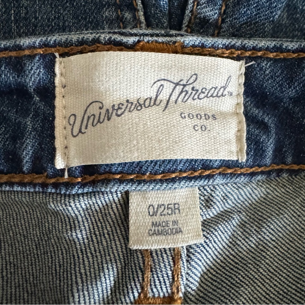 Universal Thread Dark Wash Vintage Midi Jean Shorts, 0 - Picture 9 of 13